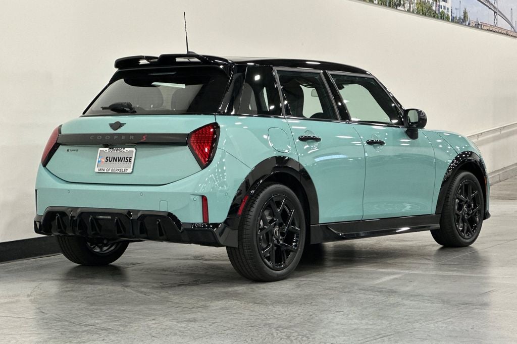2027 MINI Cooper S Base