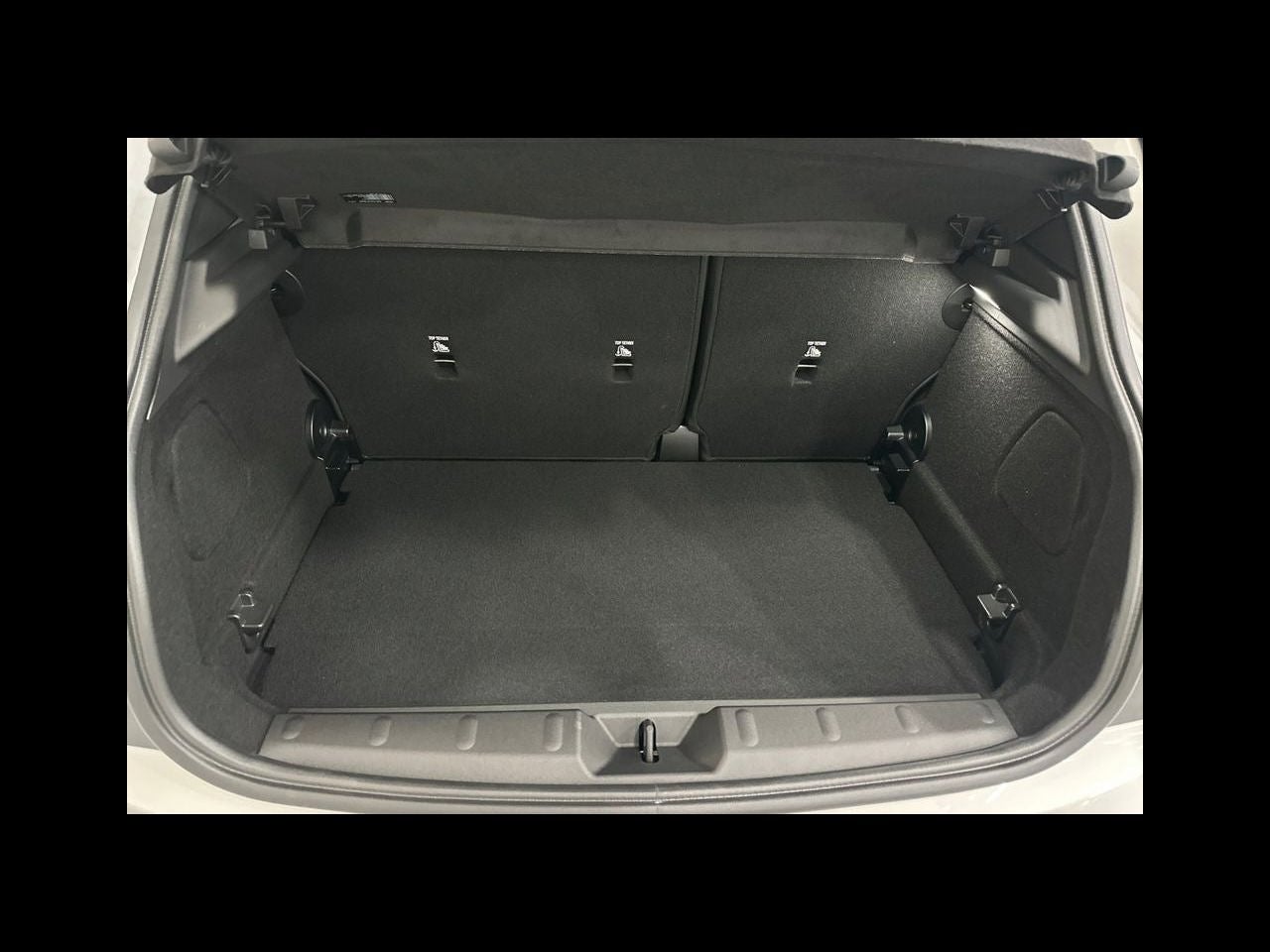 2026 MINI 4 DOOR SIGNATURE PLUS