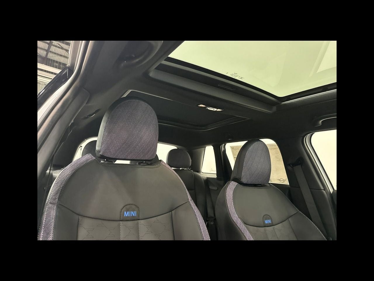 2026 MINI 4 DOOR SIGNATURE PLUS