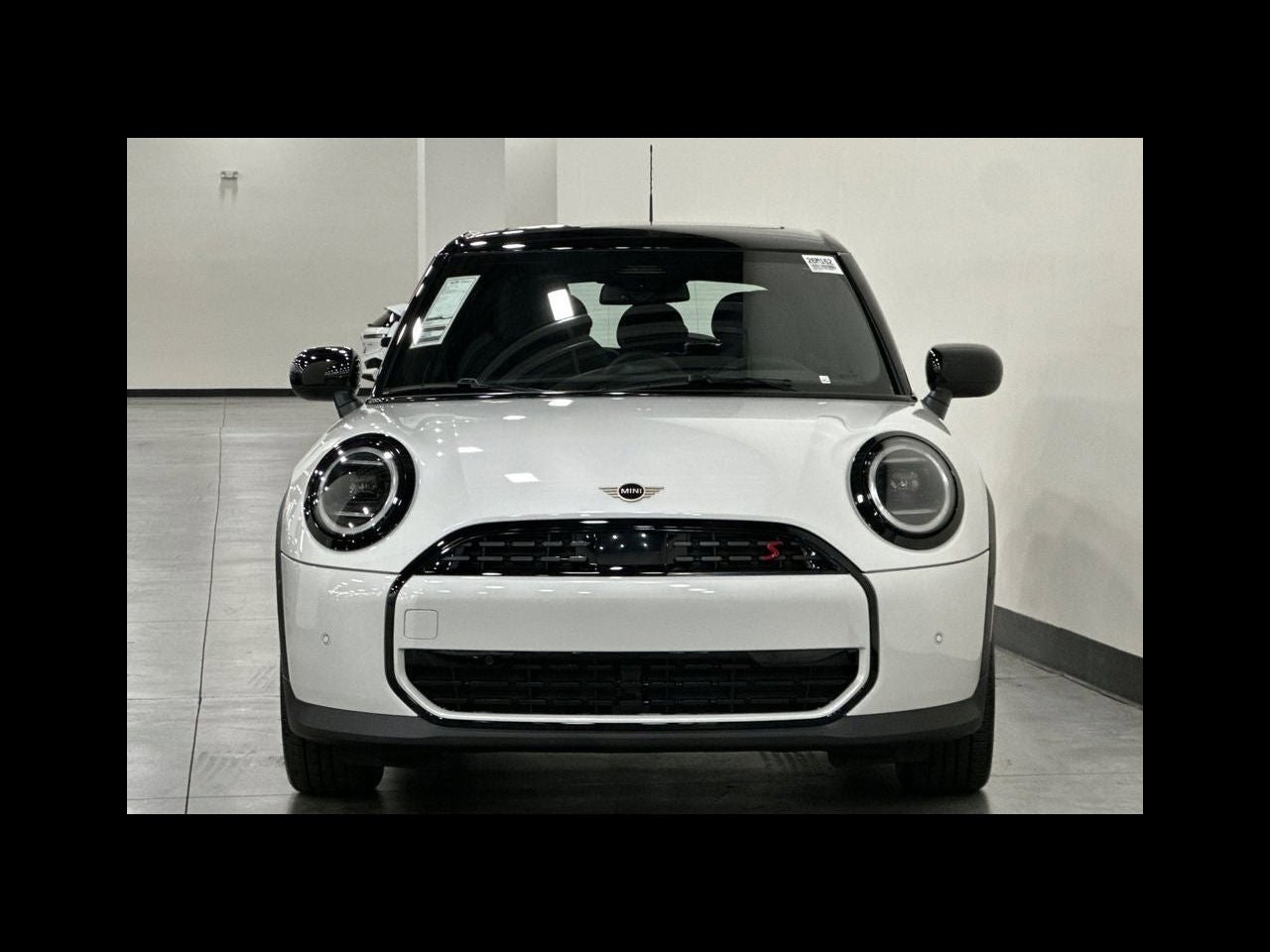 2026 MINI 4 DOOR SIGNATURE PLUS