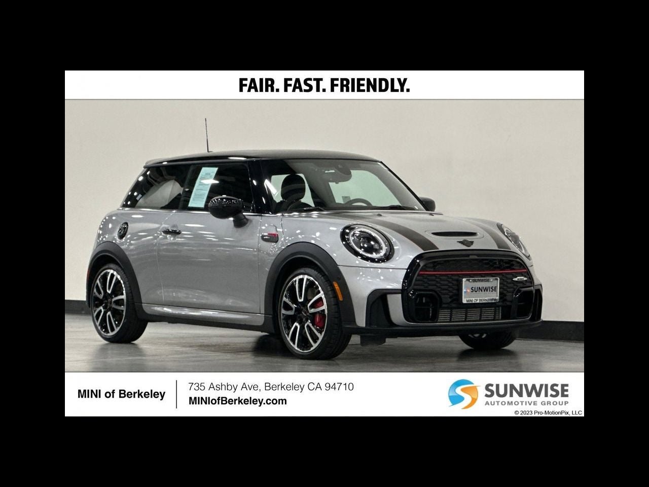 2024 MINI HARDTOP 2 DOOR Iconic