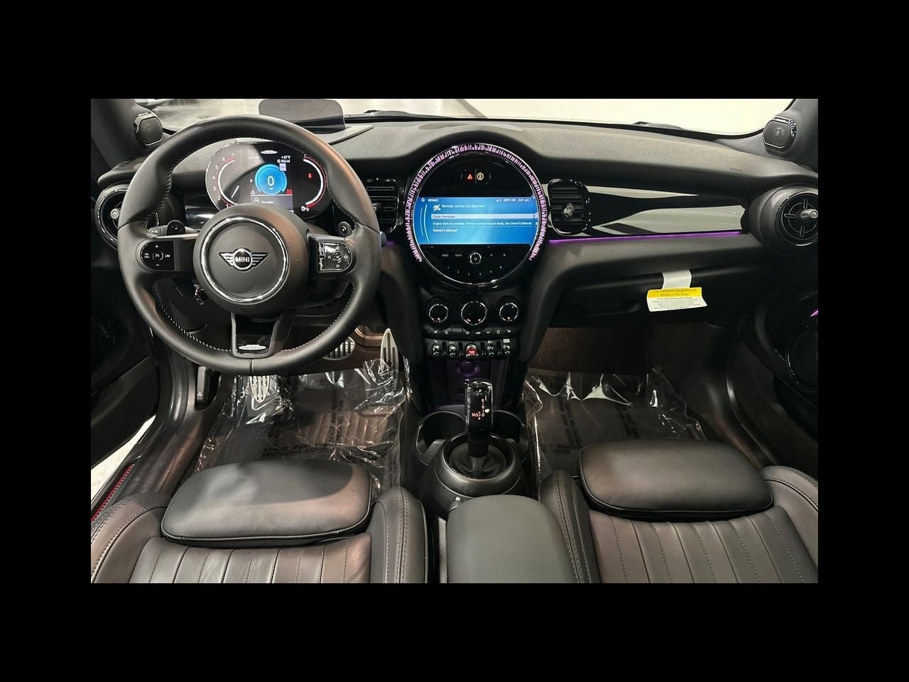 2024 MINI HARDTOP 2 DOOR Iconic