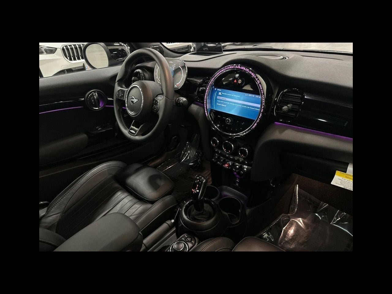 2024 MINI HARDTOP 2 DOOR Iconic