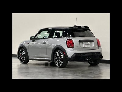 2024 MINI HARDTOP 2 DOOR Iconic