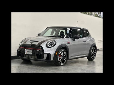 2024 MINI HARDTOP 2 DOOR Iconic