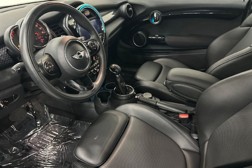 2015 MINI HARDTOP 2 DOOR Base