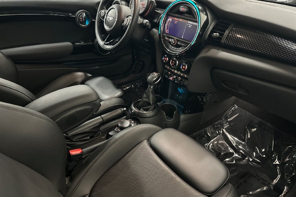 2015 MINI HARDTOP 2 DOOR Base