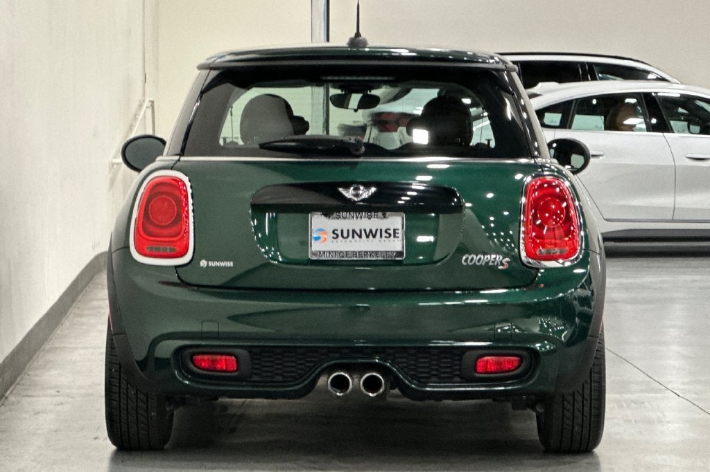 2015 MINI HARDTOP 2 DOOR Base