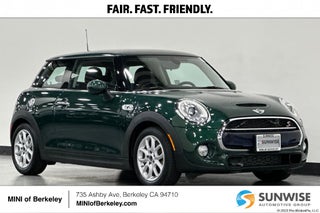 2015 MINI HARDTOP 2 DOOR Base