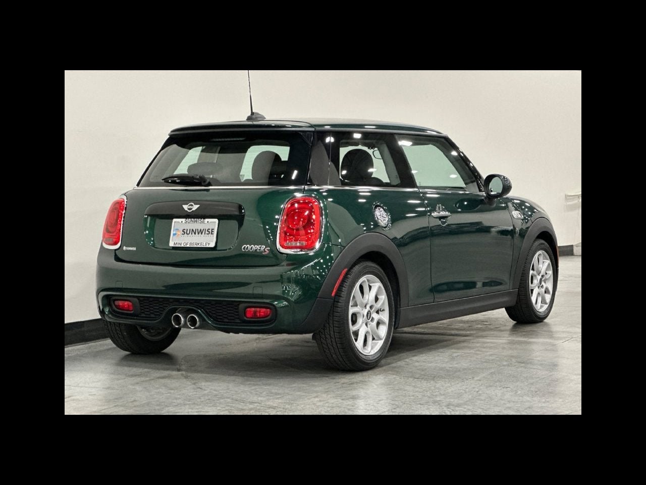 2015 MINI HARDTOP 2 DOOR Base