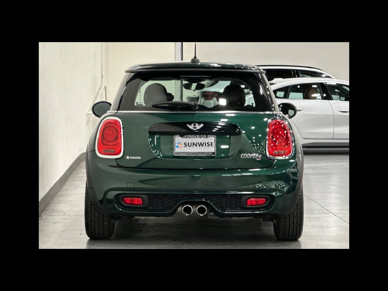 2015 MINI HARDTOP 2 DOOR Base