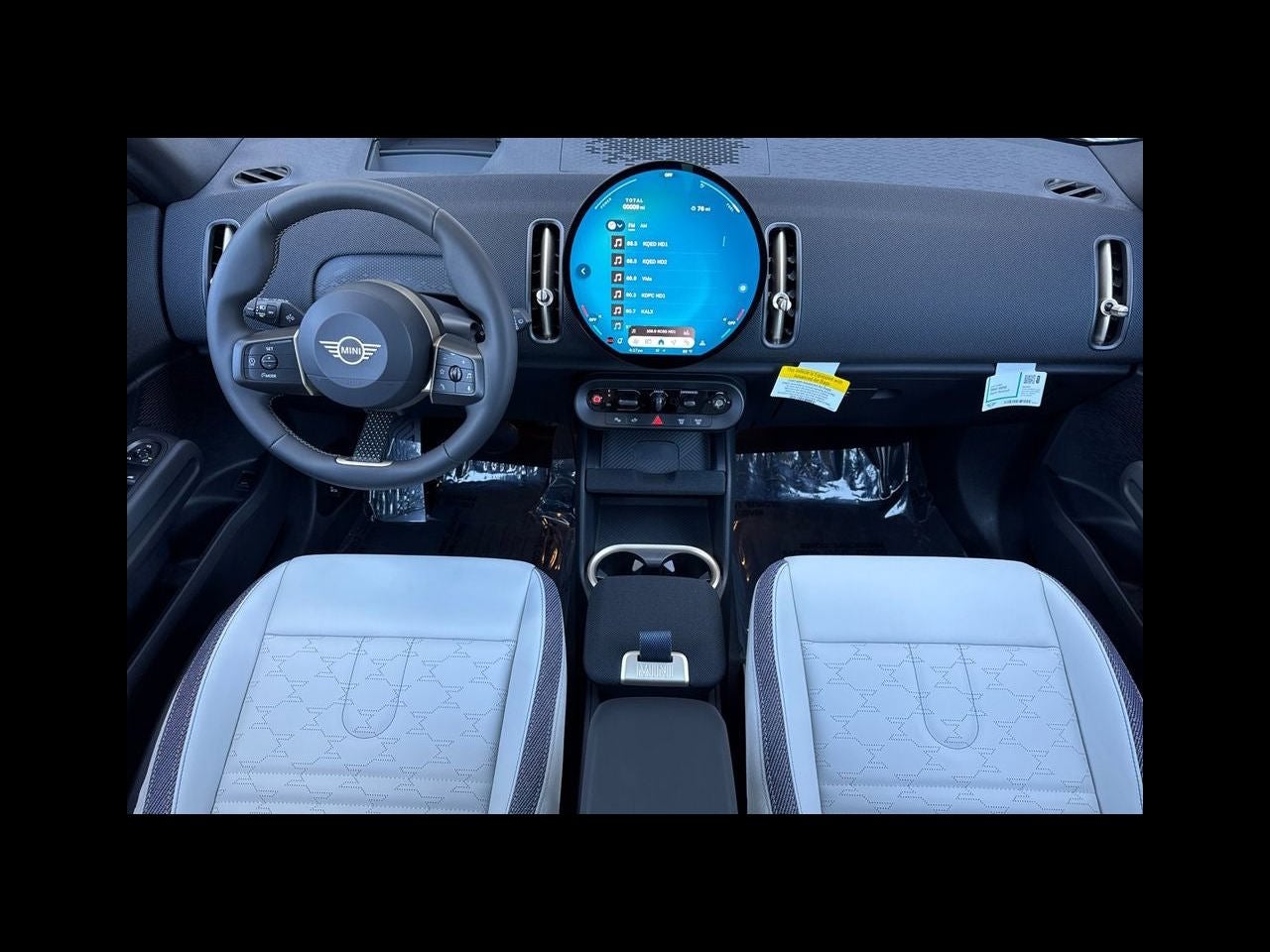 2027 MINI COUNTRYMAN SIGNATURE PLUS