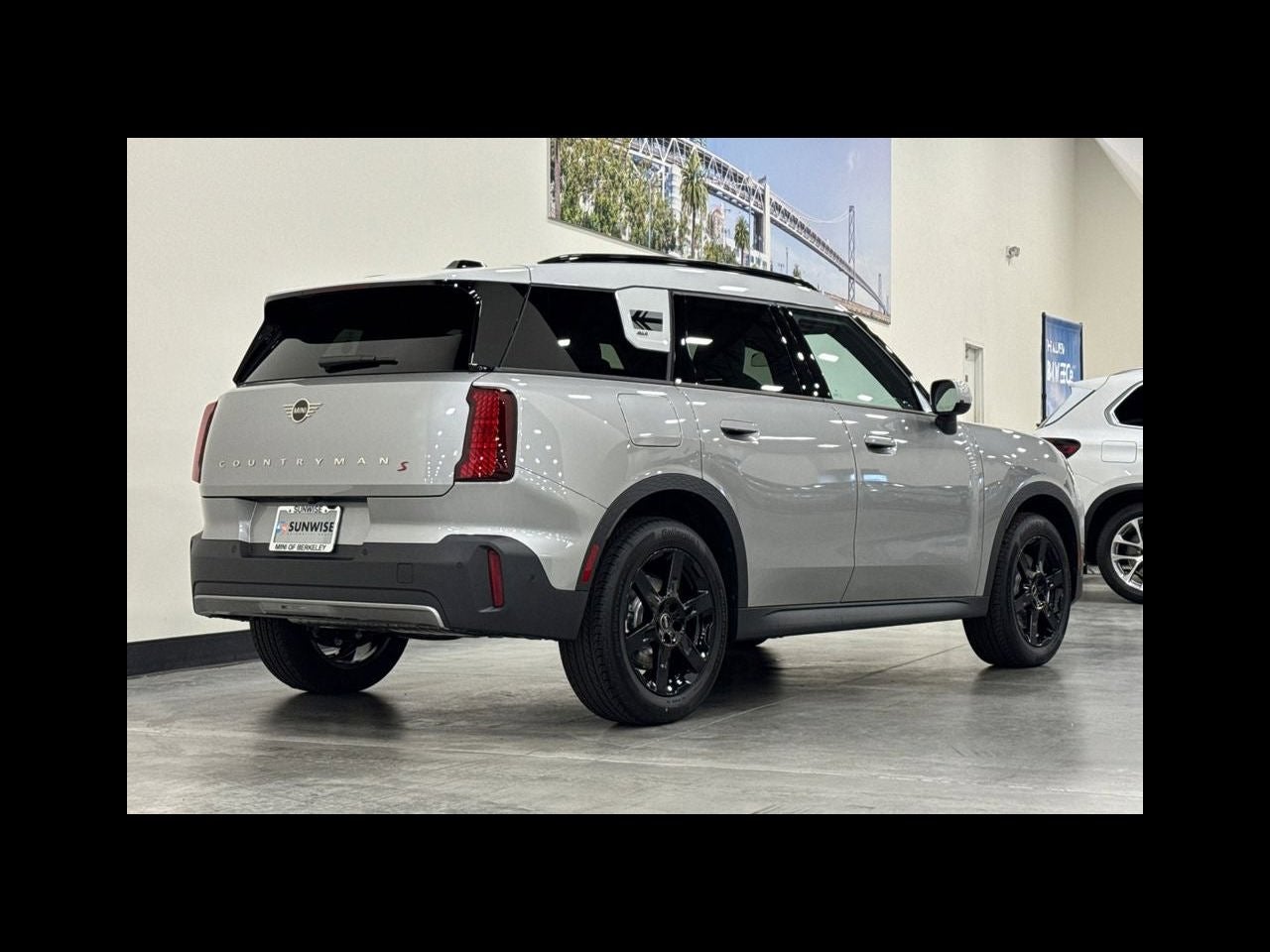 2027 MINI COUNTRYMAN SIGNATURE PLUS