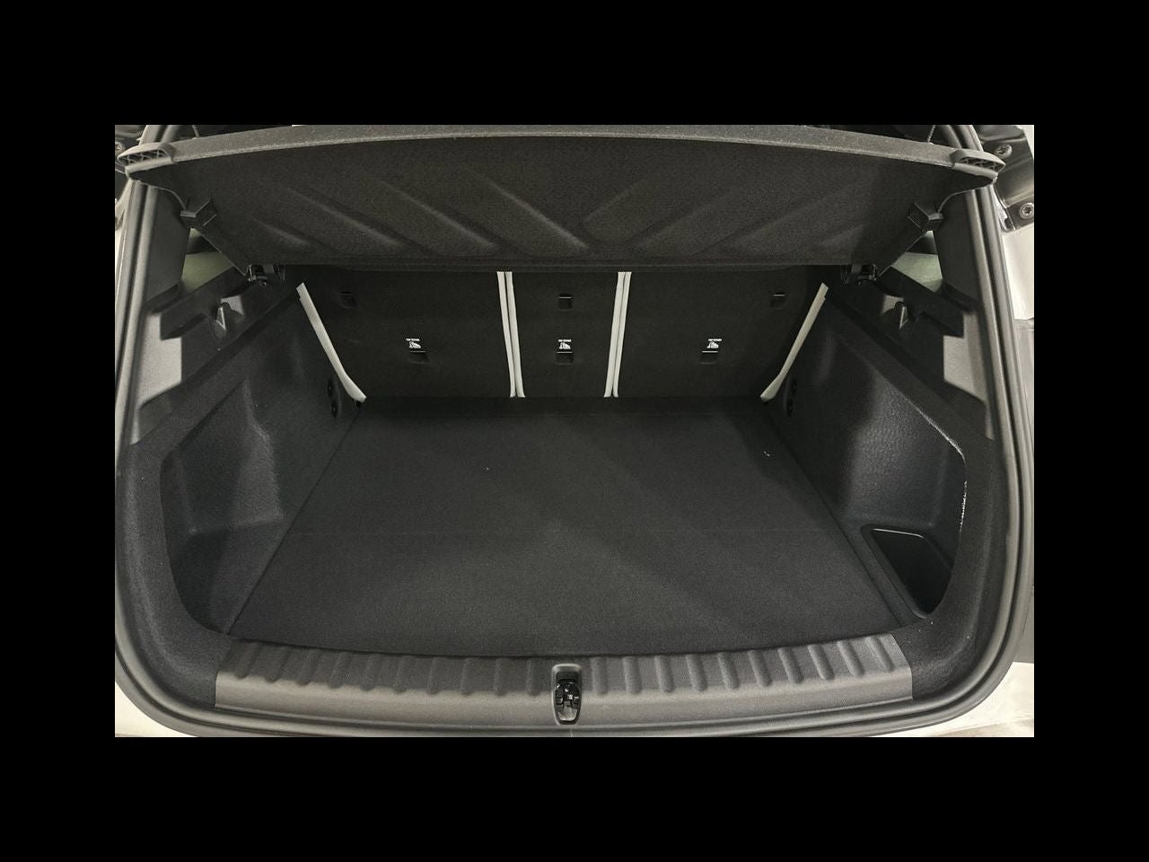 2027 MINI COUNTRYMAN Base
