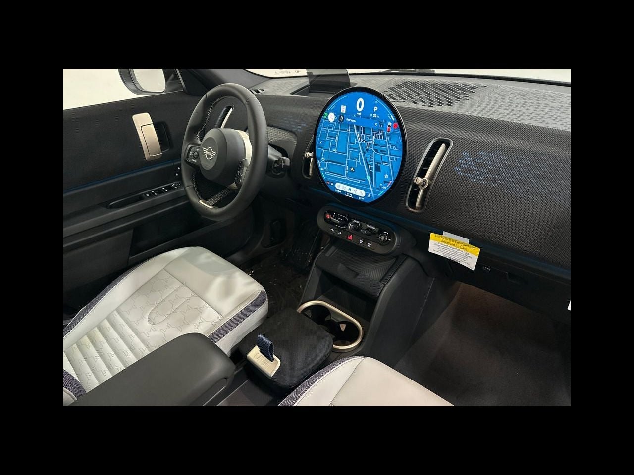 2027 MINI COUNTRYMAN Base