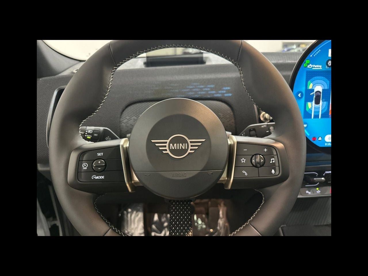 2027 MINI COUNTRYMAN Base