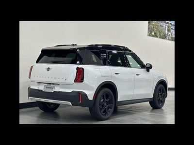 2027 MINI COUNTRYMAN Base