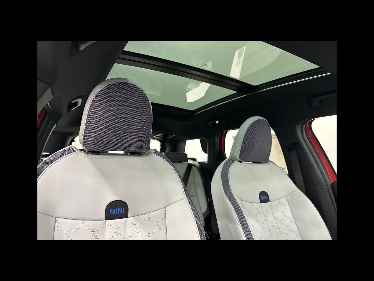 2027 MINI COUNTRYMAN SIGNATURE PLUS