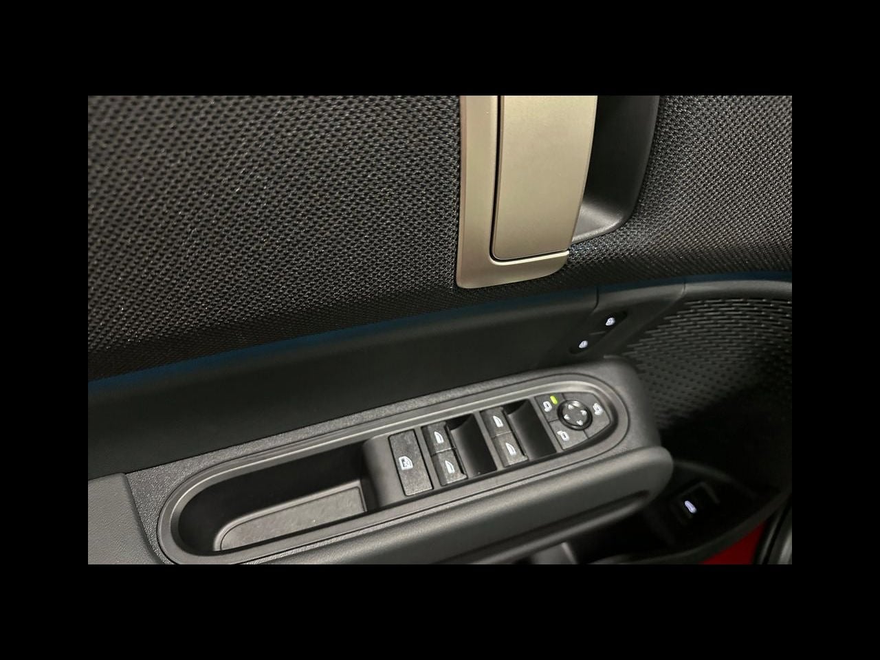 2027 MINI COUNTRYMAN SIGNATURE PLUS