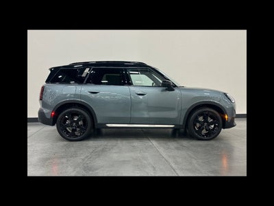 2027 MINI COUNTRYMAN ICONIC