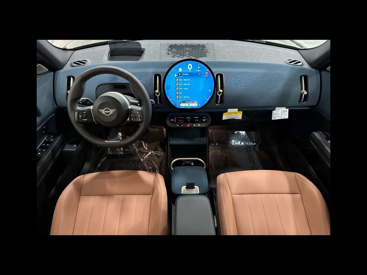 2027 MINI COUNTRYMAN ICONIC