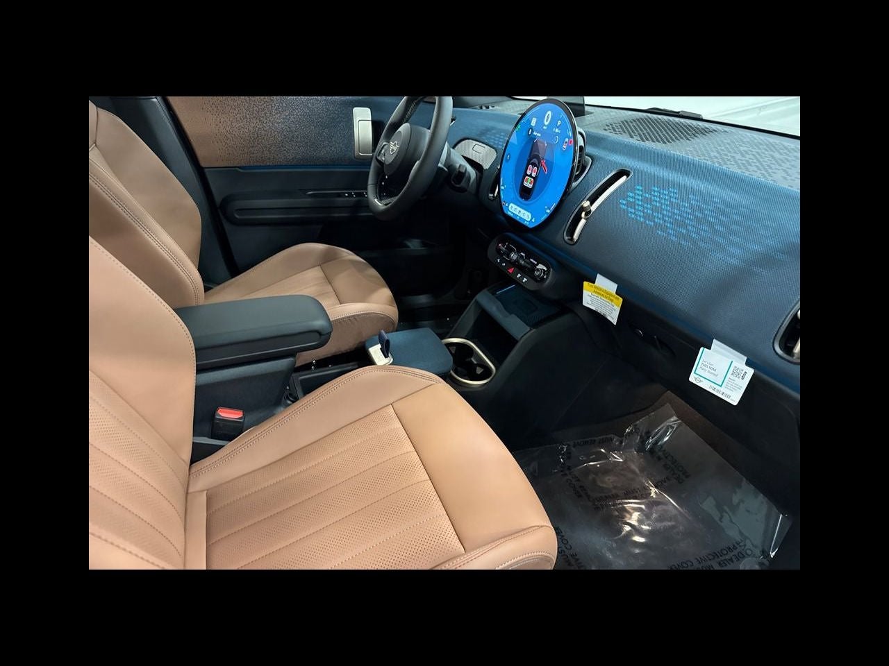 2027 MINI COUNTRYMAN ICONIC