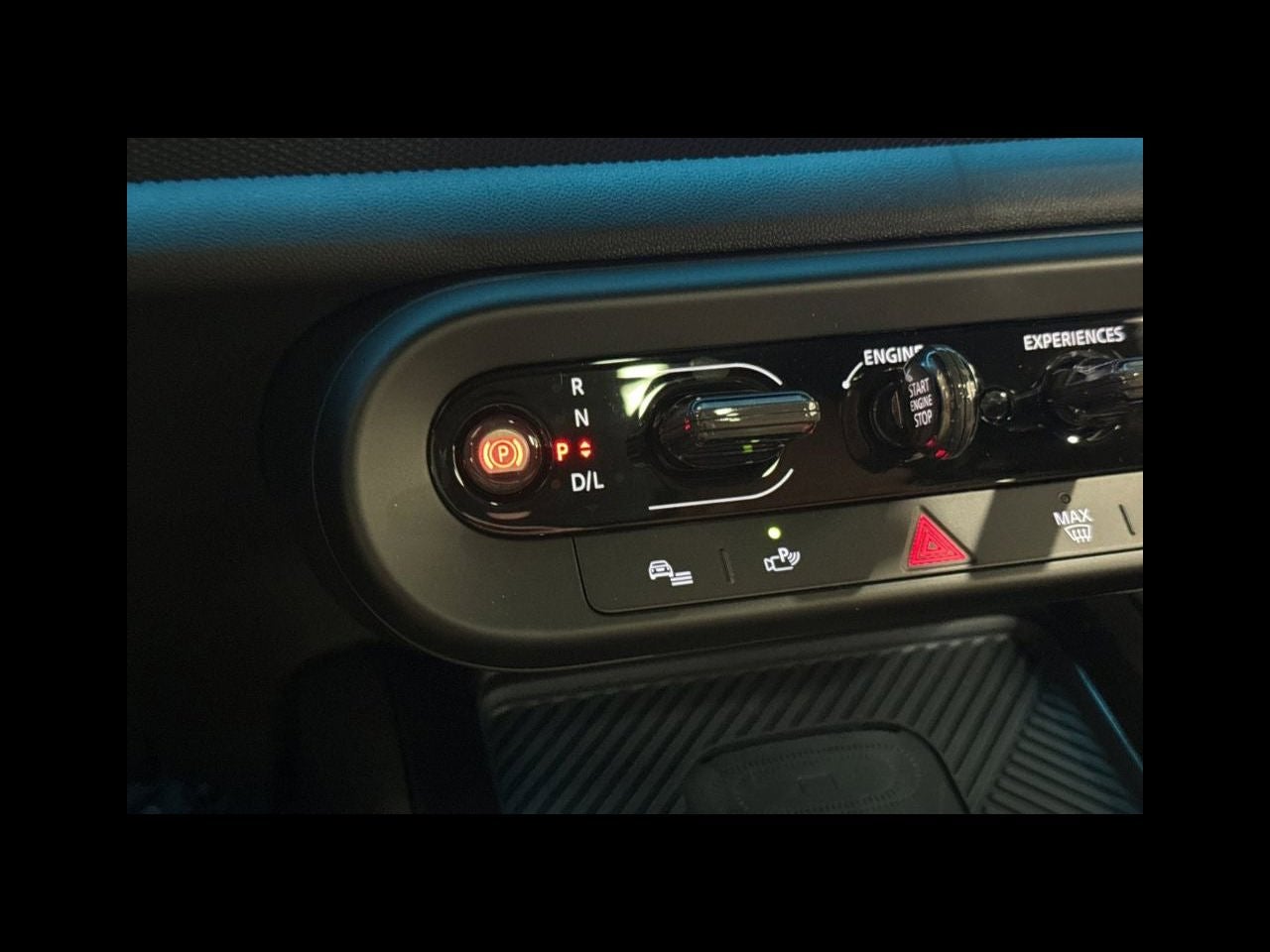 2027 MINI COUNTRYMAN ICONIC