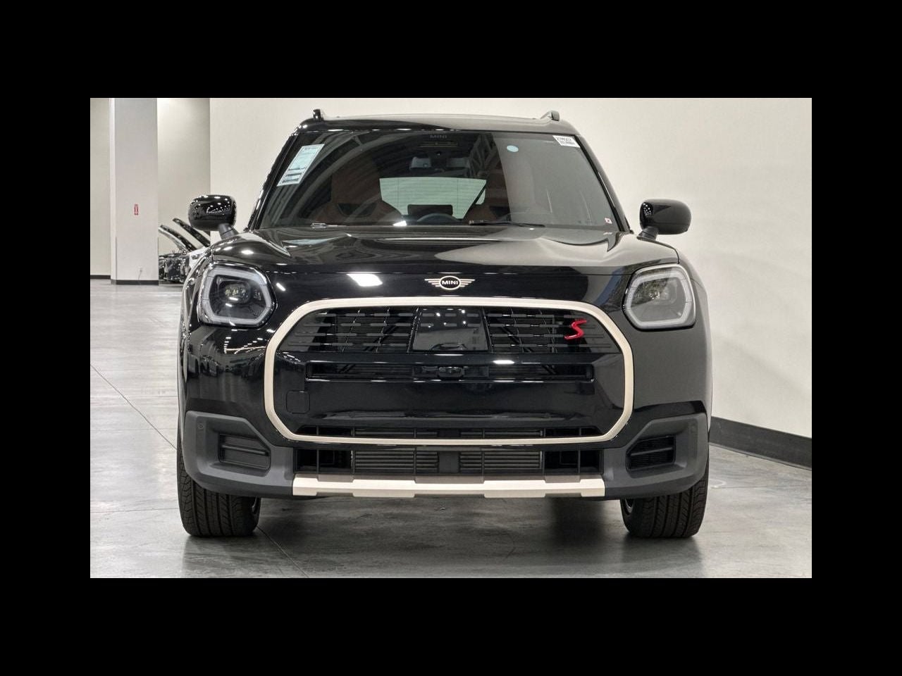 2027 MINI COUNTRYMAN ICONIC