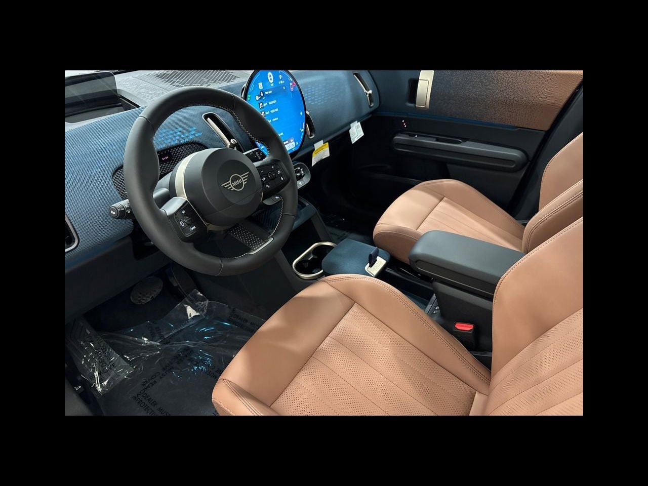 2027 MINI COUNTRYMAN ICONIC