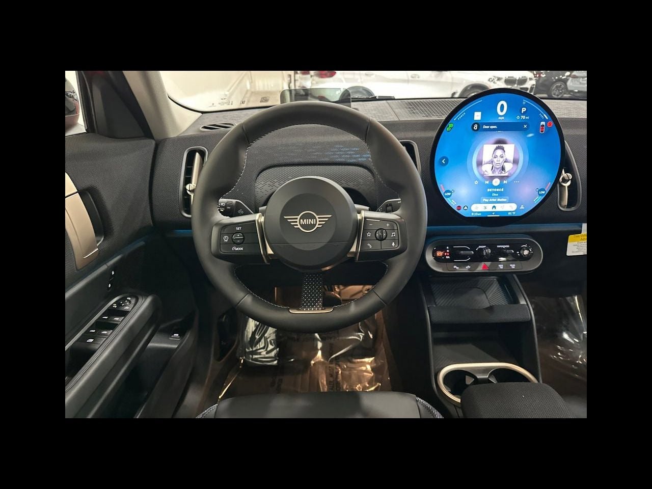 2027 MINI COUNTRYMAN SIGNATURE PLUS