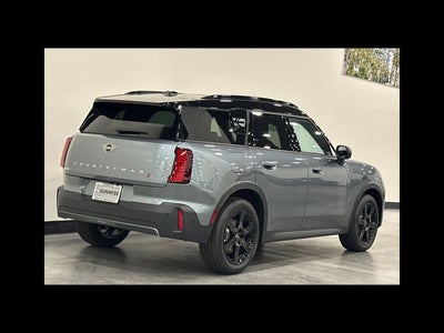 2027 MINI COUNTRYMAN ICONIC