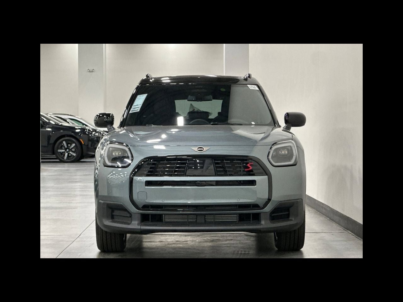 2027 MINI COUNTRYMAN ICONIC