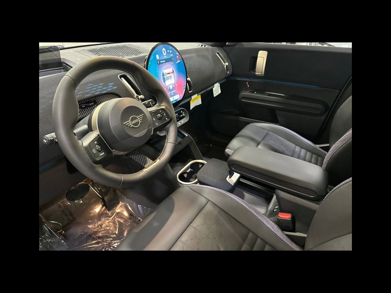 2027 MINI COUNTRYMAN ICONIC