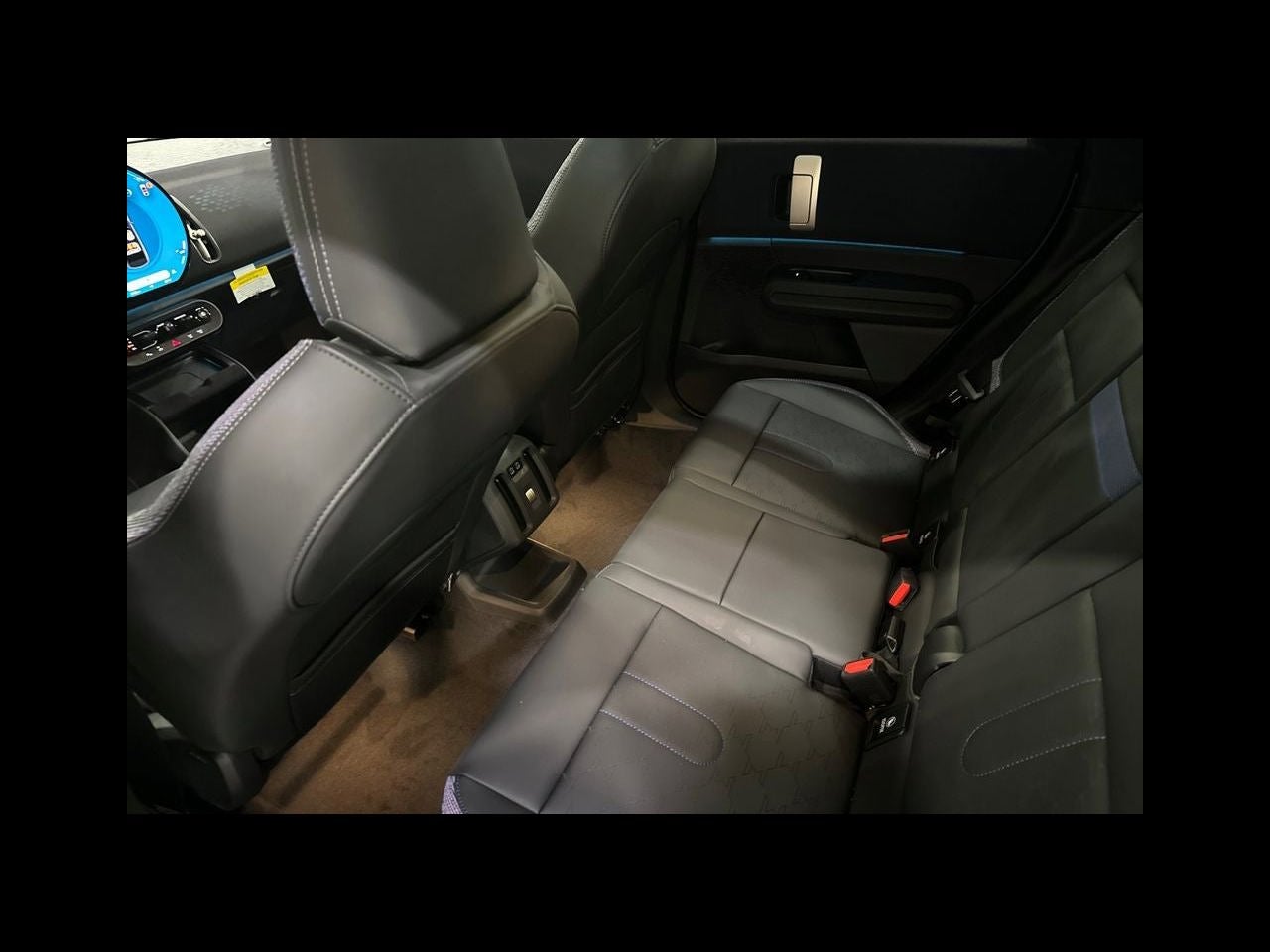 2027 MINI COUNTRYMAN ICONIC