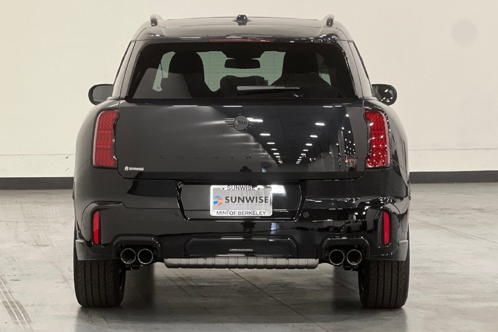 2027 MINI COUNTRYMAN ICONIC