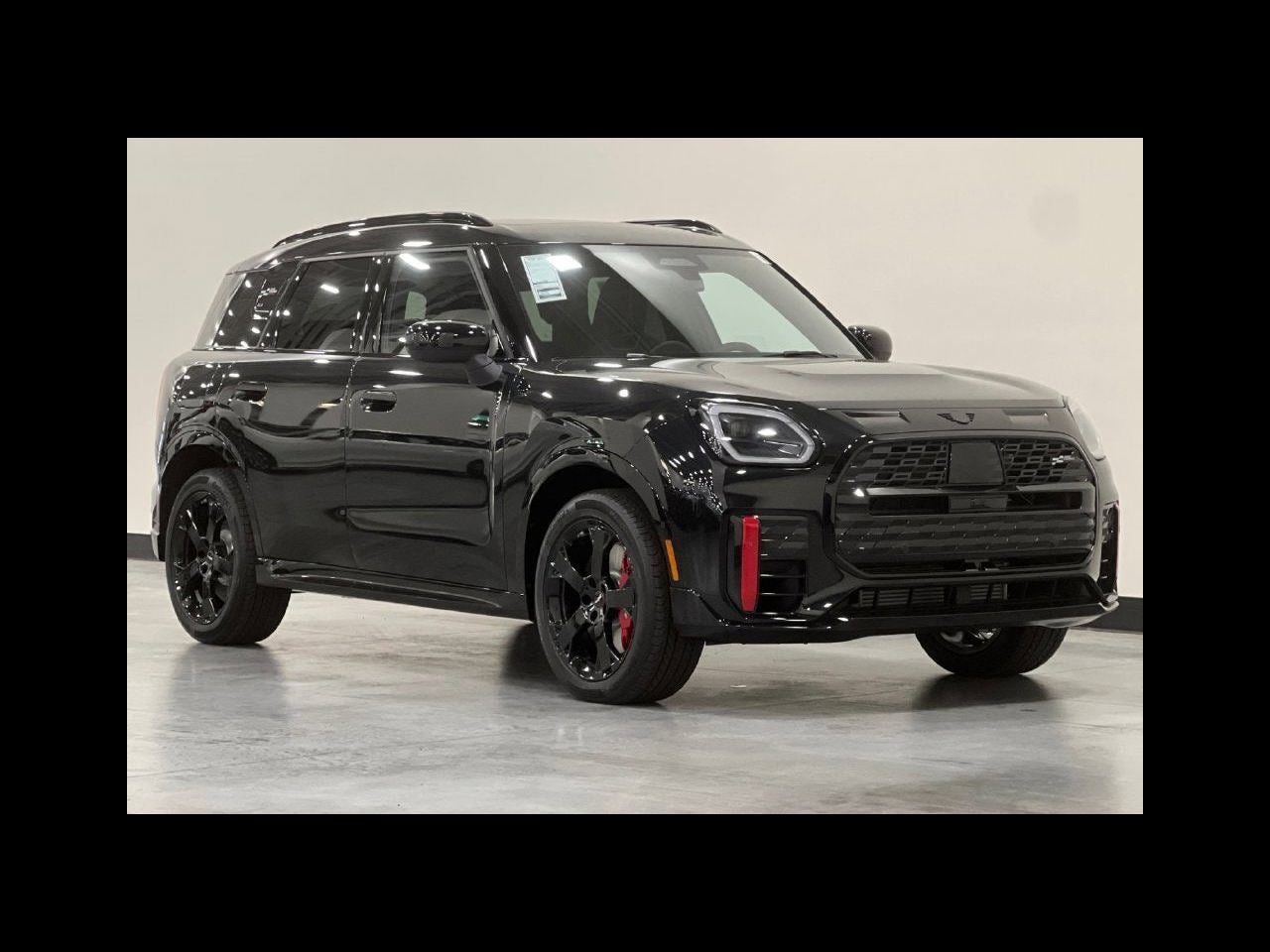 2027 MINI COUNTRYMAN ICONIC