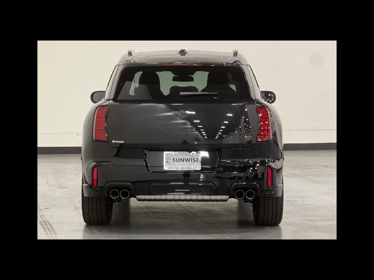 2027 MINI COUNTRYMAN ICONIC