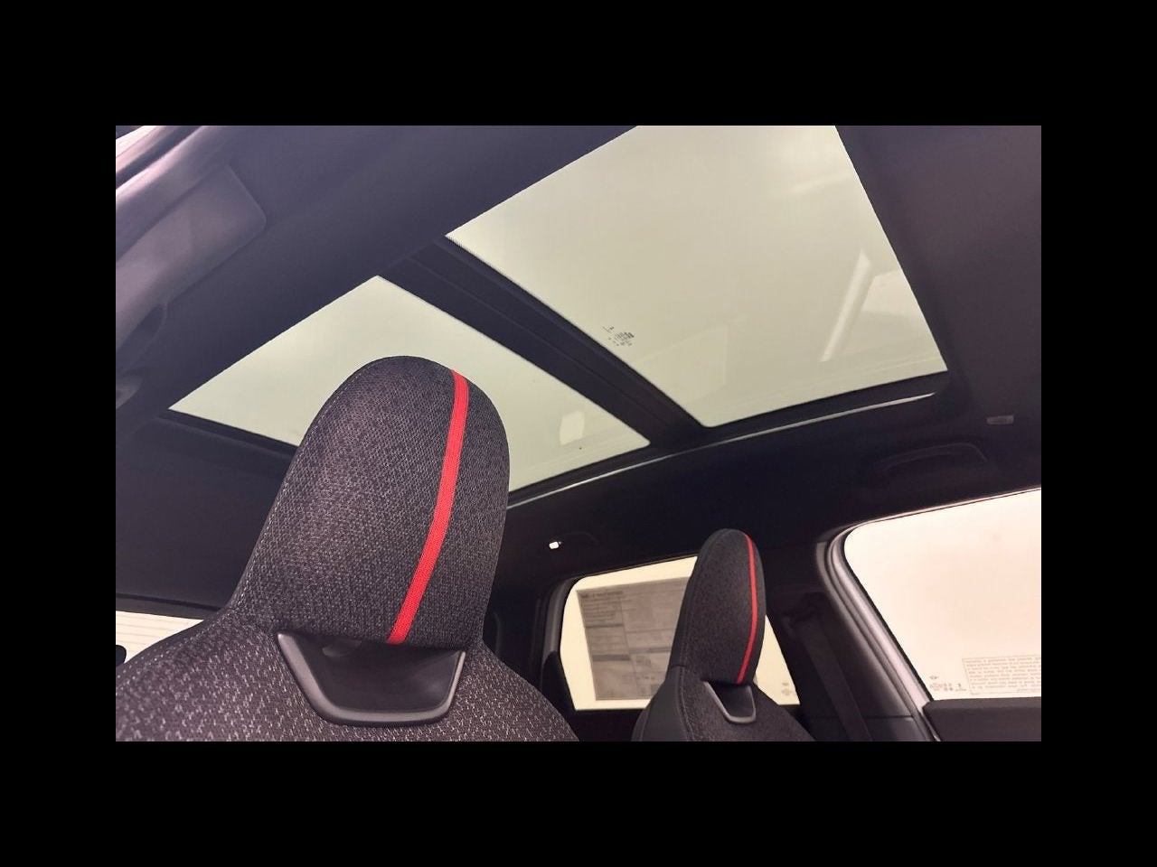 2027 MINI COUNTRYMAN ICONIC