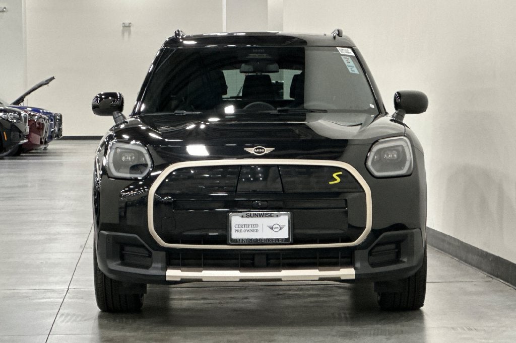2025 MINI COUNTRYMAN Iconic