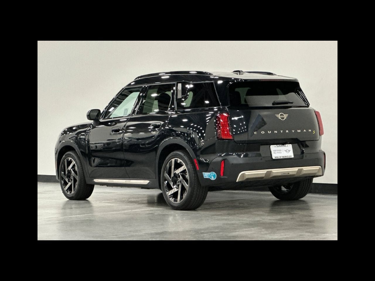 2025 MINI COUNTRYMAN Iconic